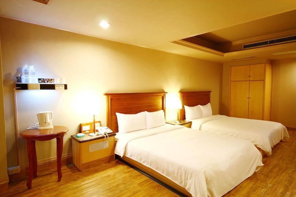 Kindness Hotel - Yuanlin Esterno foto